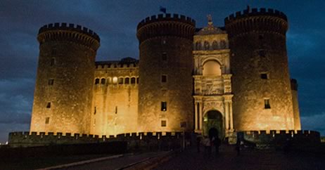 hotel vicino al Maschio Angioino, il castello simbolo di Napoli